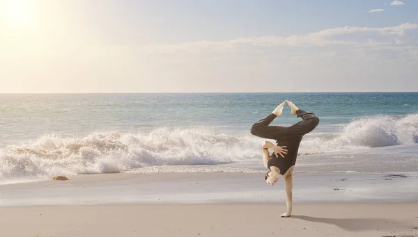 Extreme yoga practice. Mixed media — Stock Photo, Image