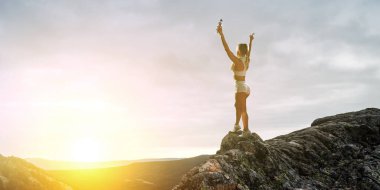 Tren üst ulaşmak için. Karışık teknik