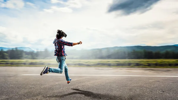 Essayez la réalité virtuelle. Techniques mixtes — Photo