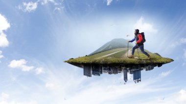 Seyahat eden turist kavramı