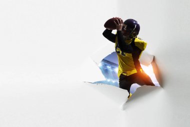 Kağıt atılım delik etkisi ve futbol oyuncusu. Karışık medya