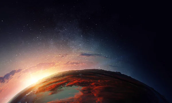 Wschód słońca na orbicie planety, kosmiczne piękno — Zdjęcie stockowe