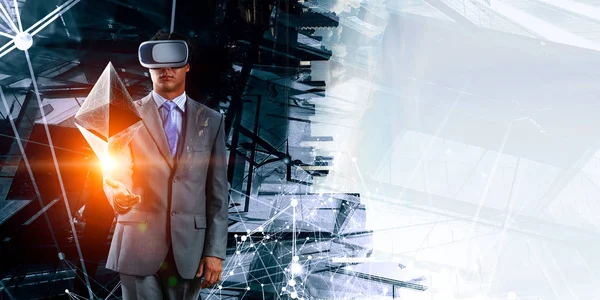Virtual reality ervaring. Technologieën van de toekomst. Gemengde media — Stockfoto