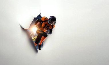 Kağıt atılımı delik etkisi ve Amerikan futbolu