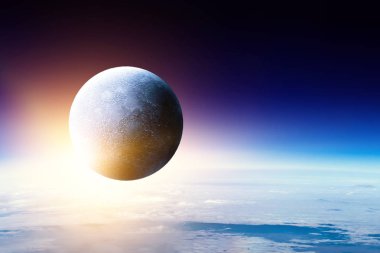 Karanlık yıldızlı gökyüzü arka plan üzerinde uzay güzelliği ile Planet ve Ay