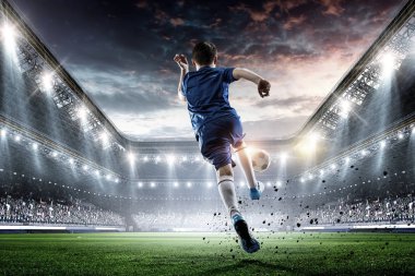 Küçük futbol şampiyonu. Karışık ortam
