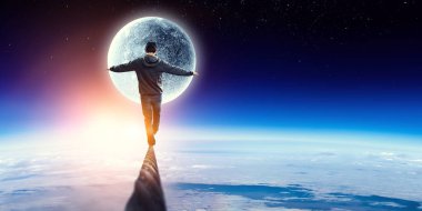 Sanal gerçeklik deneyimi. Vr kulaklık takan adam