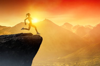 Uçurumdan atlamak, meydan okuma konsepti.