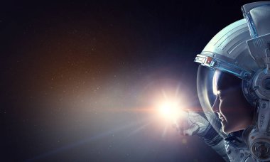 Uzayı keşfediyorum. Karışık ortam