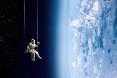 Uzaylı ve Dünya gezegeninin soyut teması