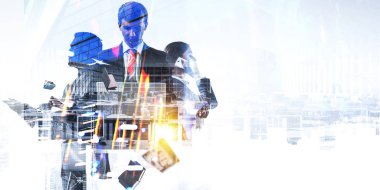 İş yerindeki iş adamları