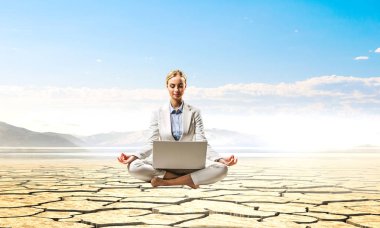 meditasyon laptop işkadını