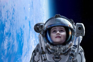 Uzayı keşfediyorum. Karışık ortam