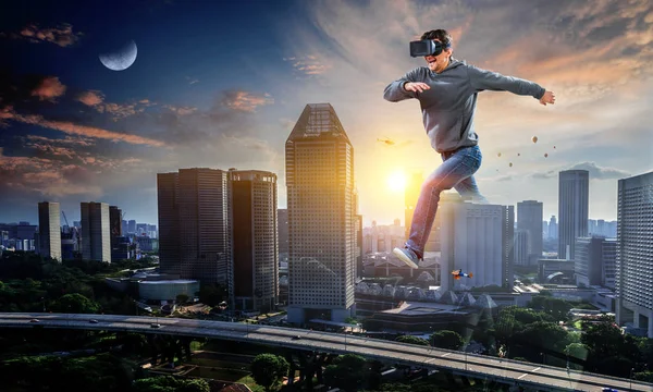 Virtual reality ervaring. Technologieën van de toekomst. — Stockfoto