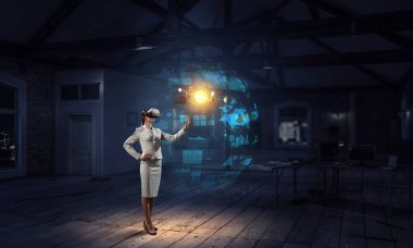 Başka bir gerçeklikte. Karışık teknik