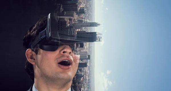 Doświadczenie wirtualnej rzeczywistości. Technologie przyszłości. — Zdjęcie stockowe