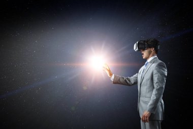 Sanal gerçeklik deneyimi. Geleceğin teknolojileri..