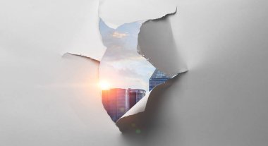 Yırtık kağıt deliğinin efekti