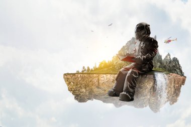 Uzaylı ve Dünya gezegeninin soyut teması