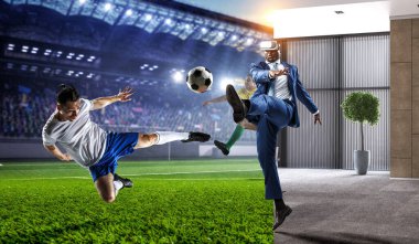 Sanal kasklı Afrikalı adam. Karışık ortam