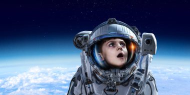 Uzayı keşfediyorum. Karışık ortam