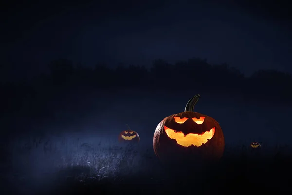 Läskig halloweenbild. Blandade medier — Stockfoto