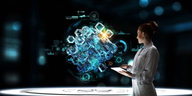 Parlayan küpler. Yenilik ve yaratıcılık kavramı