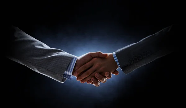 Partnerségi koncepció. A kézfogás képe — Stock Fotó