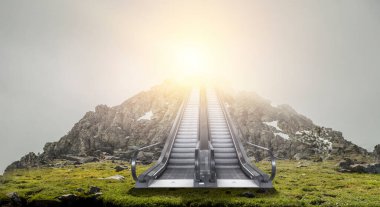 Gökyüzüne çıkan yürüyen merdiven.