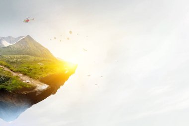 Havada yüzen dağlı manzara