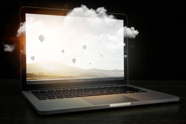 Not defterinden süzülen sıcak hava balonu