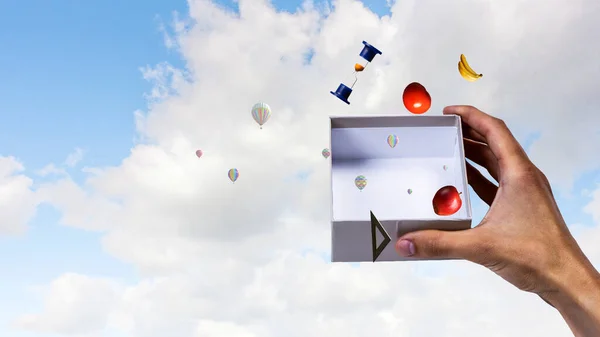 Imagen de caja de regalo mágico. Medios mixtos — Foto de Stock