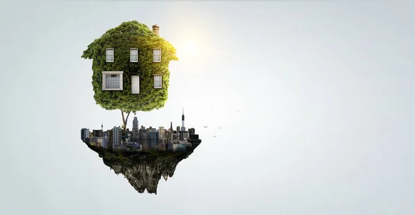 Little Eco House på det gröna gräset — Stockfoto