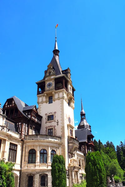 Clock Tower Famous Neorenaissance Peles Castle Sinaia Muntenia Region Romania — Stock Photo, Image