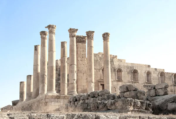 杰拉什的宙斯神庙 古老的罗马首都和约旦 中东的杰拉什省最大的城市 联合国教科文组织世界遗产 — 图库照片
