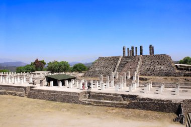 Ünlü Toltec Atlantes - üst Piramit, Quetzalcoatl, Tula de Allende, Hidalgo devlet, Meksika sütunlarda. UNESCO Dünya Miras Listesi