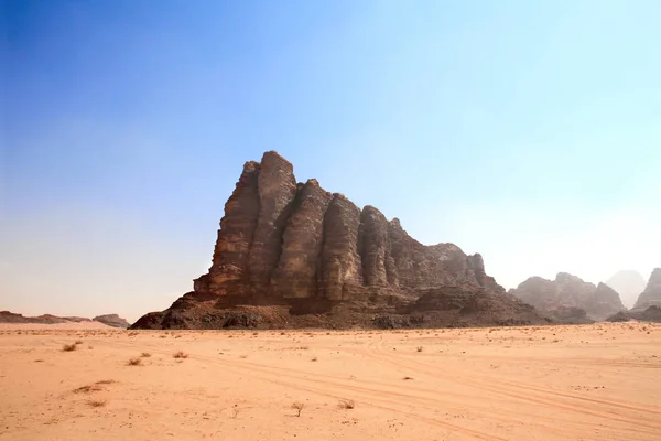 Beautiful Landscape Rocky Mountain Seven Pillars Wisdom Wadi Rum Desert — Stock Photo, Image