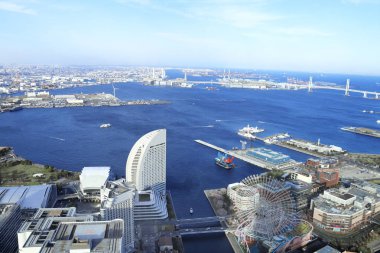 Yokohama ve Tokyo Körfezi 'nde havadan görünüm, Japonya