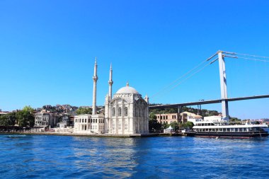 Ortaköy Camii'nde Boğaz'dan Manzara, İstanbul, Türkiye