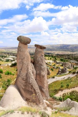 Peri Bacası veya Çok Başlı Taş Mantarları, Kapadokya, Türkiye
