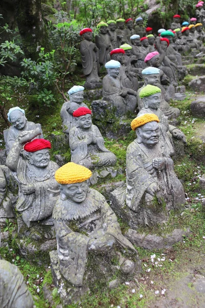Statue in pietra Ksitigarbha nel tempio di Daishouin, Isola di Miyajima , — Foto Stock