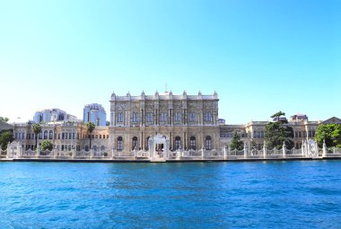 Boğazdan Dolmabahçe Sarayı'na Manzara, İstanbul, Türkiye