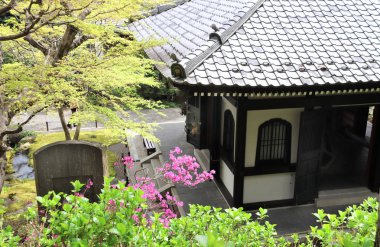 Hasedera tapınağındaki antik köşk, Kamakura, Japonya