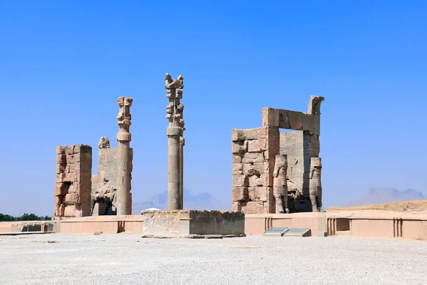 Portão de todas as nações na cidade antiga Persépolis, Irã — Fotografia de Stock