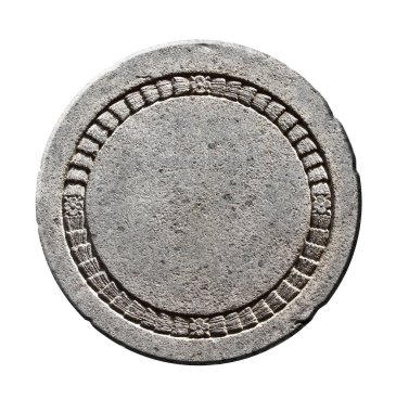 Çiçekli süslemelerle oyulmuş eski bir taş çerçeve. Beyaz arka planda izole edilmiş. Şablon oluşturun. Metin için alanı kopyala