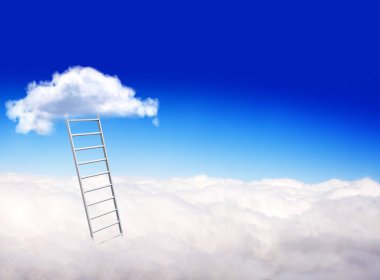 Başarı Merdiveni Konsepti. Mavi gökyüzü arka planında bulutlarda merdiven bulunan yatay pankart. Cennete giden adımlar. Stairway to Heaven ile muhteşem bir sahne. Uzayı metin için kopyala. 3d hazırlayıcı