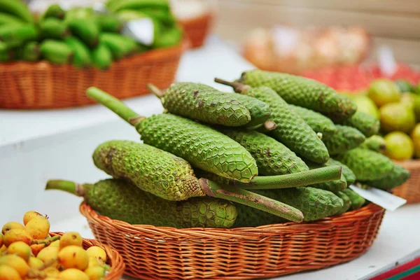 Wiele Świeżych Dojrzałych Owoców Egzotycznych Tradycyjne Rolnik Rynek Mercado Dos — Zdjęcie stockowe