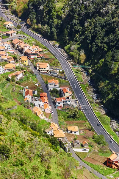 Luftaufnahme Der Typischen Madeira Landschaft Mit Kleinen Dörfern Terrassenfeldern Und — Stockfoto