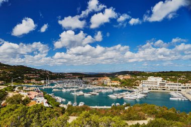 Marina Porto Cervo, Emerald Coast, Sardunya, İtalya'nın doğal görünümüne