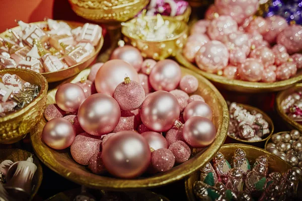 Muitas Bugigangas Vidro Para Árvore Natal Decoração Ano Novo Mercado — Fotografia de Stock